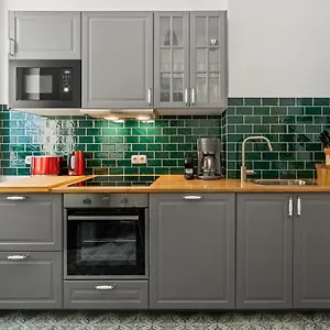 The Tieckstr Loft For Up To 7 People With 2 Bathrooms Appartement Berlijn