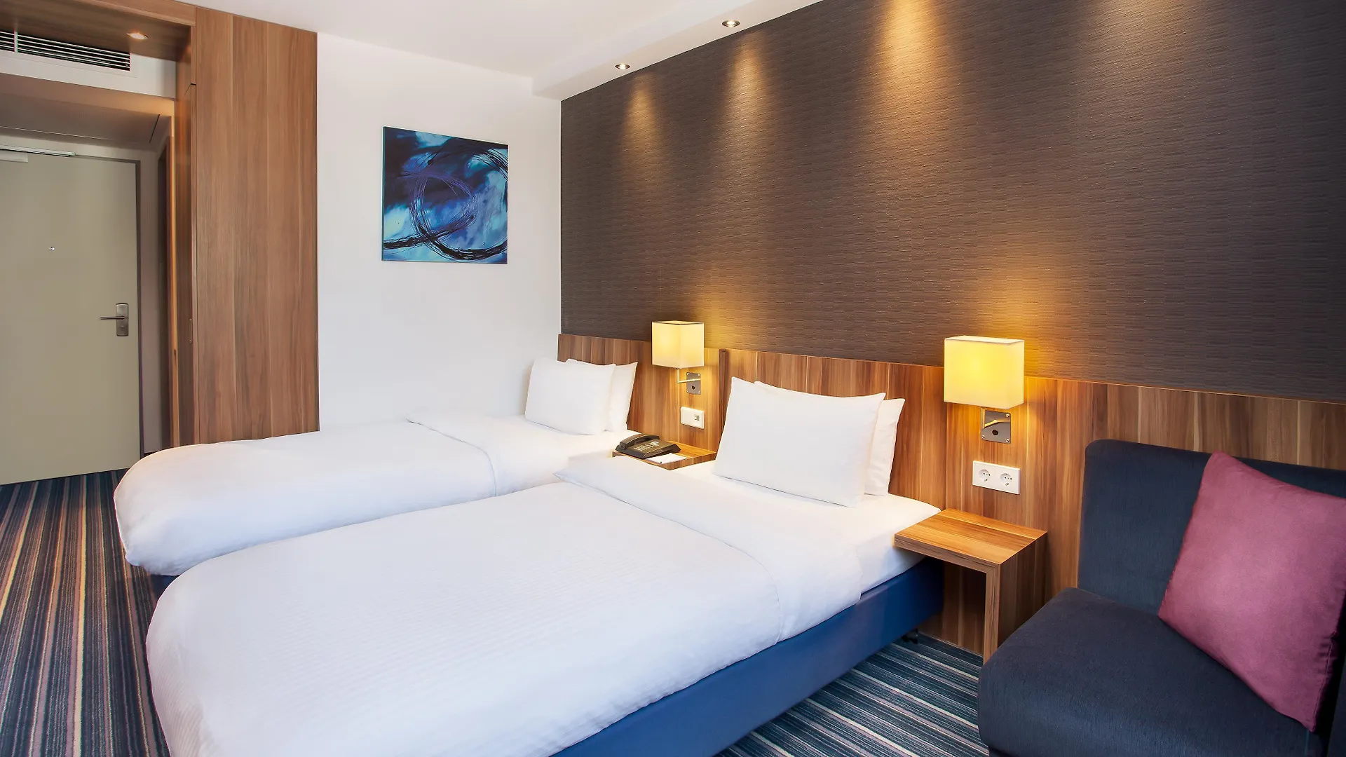 Holiday Inn Express Augsburg By Ihg 3*,  Duitsland